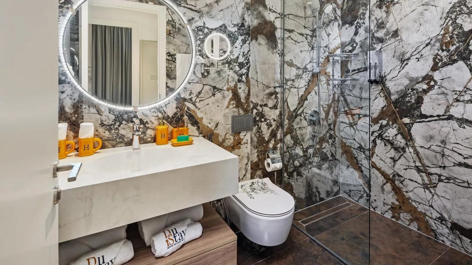 Luxury Getaway Apartment At Dubai Creek Harbour - By Dustay United Arab Emirates