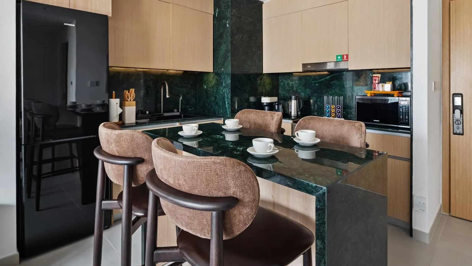 Luxury Getaway Apartment At Dubai Creek Harbour - By Dustay
